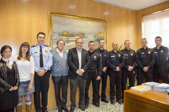 Ajuntament de Calafell. Calafell incorpora 5 agents de policia per a la temporada d'estiu