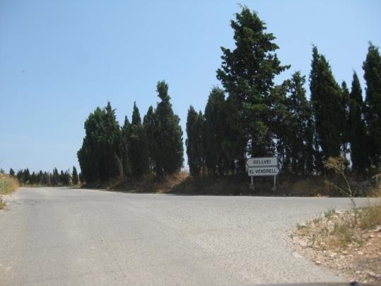 Ajuntament de Bellvei. Camí de Santa Oliva