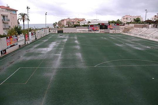 Eix. Camp futbol Aiguadolç Sitges