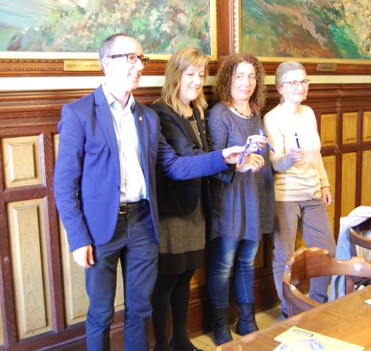 Ajt Sant Pere de Ribes. Cap de setmana intensiu de recollida de signatures per la independència al Garraf