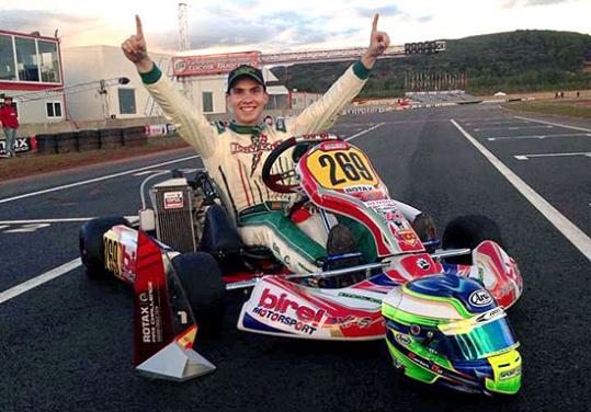 Eix. Carlos Gil