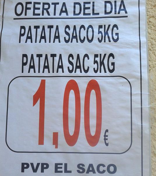 Eix. Cartell d'una gran superfície