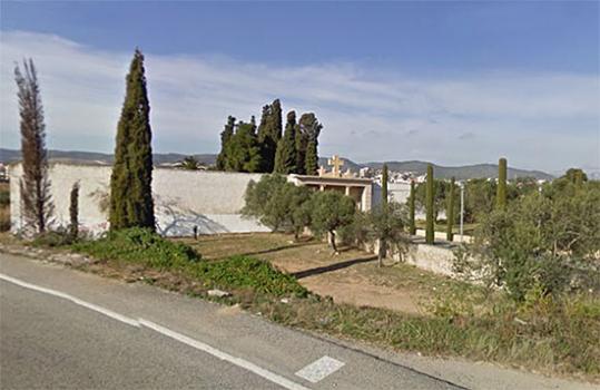 Eix. Cementiri municipal del Vendrell