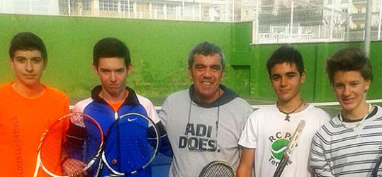 Eix. Clínic de tennis impartit per Gabriel Urpí