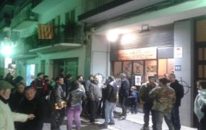 Concentració de rebuig a l'atac feixista a l'Ateneu de Sitges