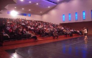 Ajuntament de Vilafranca. DESENVOLUPAT 2014 concentra prop de 200 empresari per aprendre amb la mindcoach Anna Flores