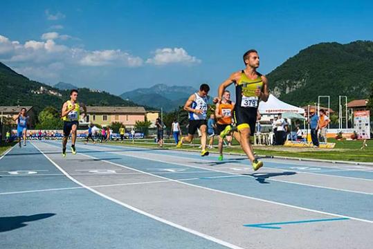 Eix. Eduard Viles al meeting di Gavardo