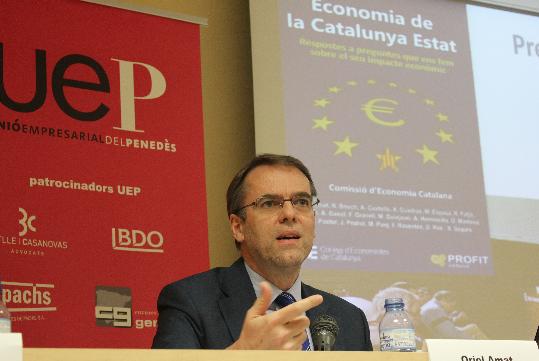 UEP. El catedràtic Oriol Amat defensa la viabilitat econòmica de la independència a Vilafranca