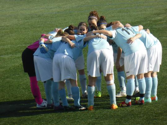 CF Vilanova Femení . El CF Vilanova Femení perd contracorrent