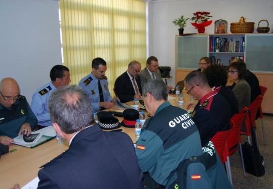 Ajuntament de Cubelles. El delegat del govern, a la Junta local de Seguretat de Cubelles