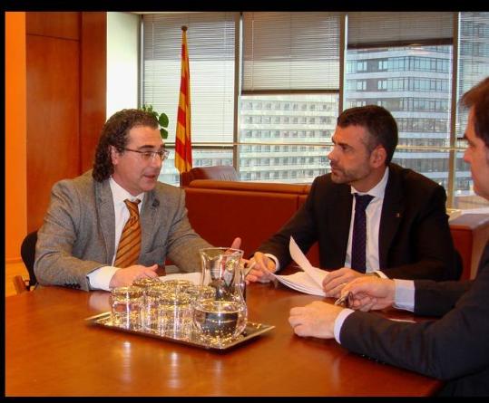 CC Alt Penedès. El president del Consell Comarcal, Francesc Olivella, i el conseller de Territori i Sostenibilitat, Santi Vila