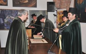 Confraria del Cava. El president dels Templers de la Serra de Banyuls, nou Confrare de Mèrit de la Confraria del Cava