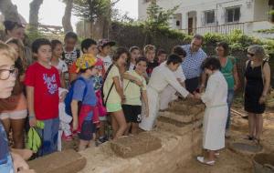 Ajuntament de Calafell. Els alumnes de lEscola Santa Creu de Calafell es transformen en ibers