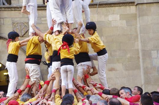 Yoko Ono. Els Bordegassos descarreguen la cinquena torre de set seguida