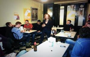ERC. Ester Capella, senadora a Madrid, a la tertúlia que va fer al Cafè-El Coro