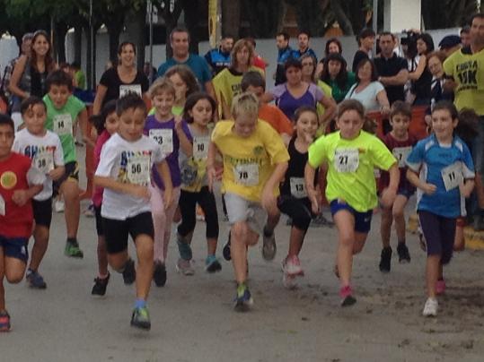Institut Català Salut. Èxit de participació en la I Cursa solidària contra lobesitat infantil a Vilafranca
