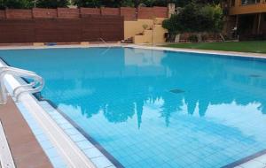 Eix. Imatge de la piscina municipal