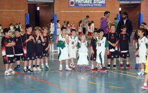 Imatge de la trobada d'escoles de bàsquet a Sitges