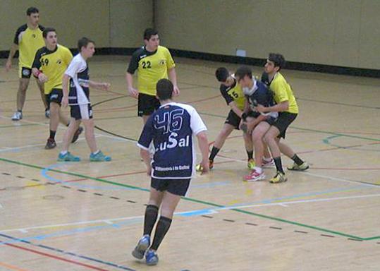 Eix. Imatge del partit del  juvenil del CHVNG