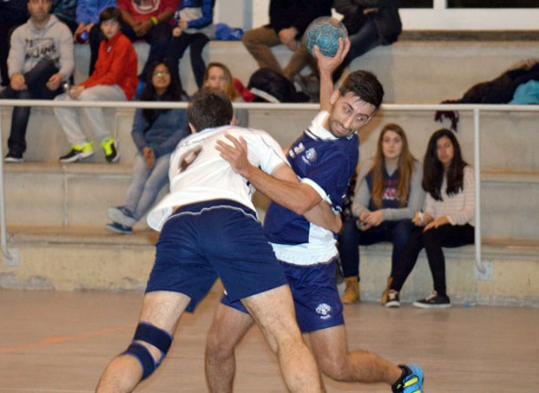 Eix. Imatge del partit del sènior masculí del CHVNG