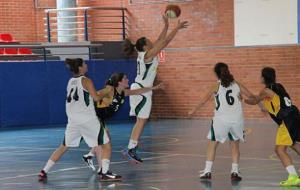 Imatges del partit del Sènior femení del CB Sitges