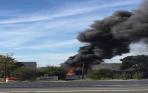 Incendi en una planta de reciclatge de Vilanova i la Geltrú