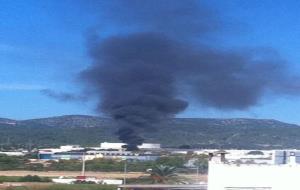 Incendi en una planta de reciclatge de Vilanova i la Geltrú