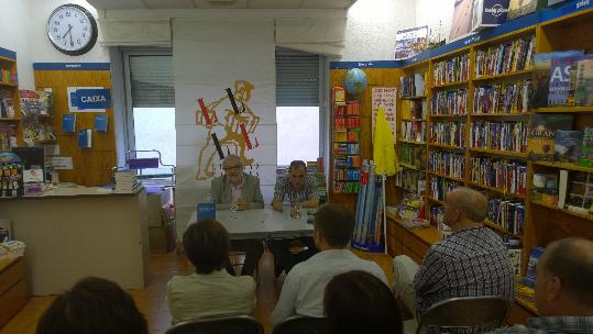 PSC. Joan Manuel del Pozo presenta el seu llibre a Vilanova