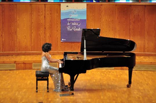 Ajuntament del Vendrell.  Khatia Buniatishvili