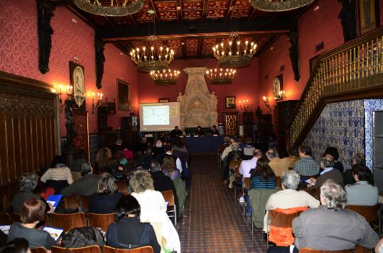 Museus de Sitges. La Jornada dArqueologia subratlla el valor del passat més antic de Sitges