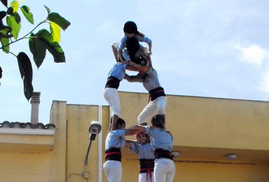 Maika Gámiz. La Jove de Vilafranca descarrega el tercer castell de set de la temporada