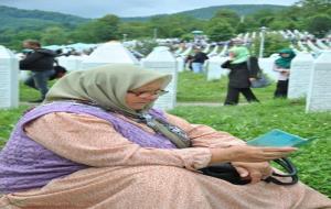 La matança de Srebrenica i la guerra psicològica a Bòsnia