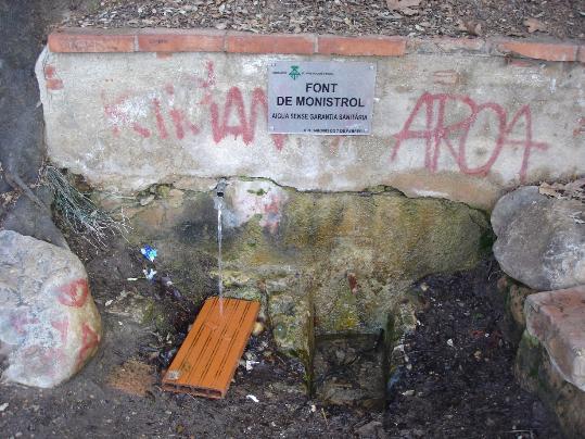 Ajt Sant Sadurní d'Anoia. Laigua de la Font de Monistrol de Sant Sadurní 