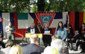 L'Amical de Mauthausen, als actes de commemoració de l'alliberament del Camp.