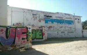 L'edifici que alberga l'antiga piscina coberta