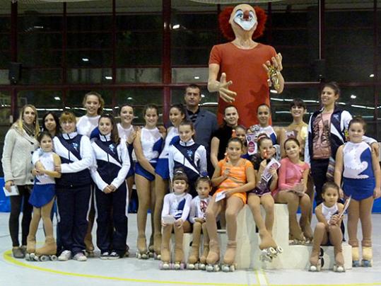 Eix. Les patinadores del CPA Cubelles