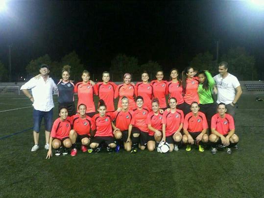 ESCOLA FF VILANOVA . L'Escola Futbol Femení Vilanova goleja en el seu segon assaig (7-0)