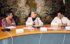 Generalitat de Catalunya. L'Institut Català de les Dones, l'Ajuntament de Sant Sadurní d'Anoia i Som Sant Sadurní col·laboren per donar a conèixer la 