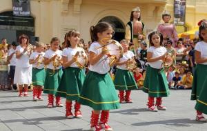 Ajt Sant Sadurní d'Anoia. Magnífica trobada del folklore de Sant Sadurní i Subirats 