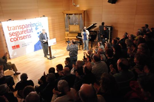 PSC. Martí Carnicer durant un acte de campanya