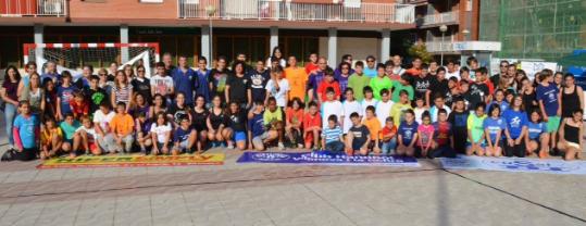 Eix. Participants de l'Street Handball 2014