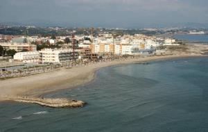 Eix. Platja de Cubelles