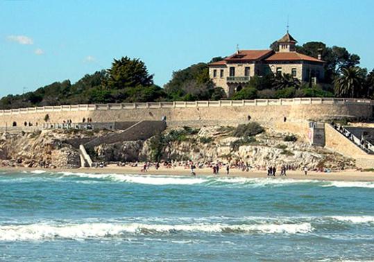 Eix. Platja de la República