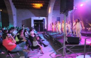 Ajt Sant Sadurní d'Anoia. Ple al concert del cor Geriona a La Fassina, inici del Vinyasons 2014