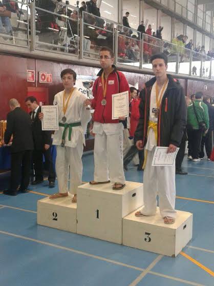 Eix. Pòdium del campionat de taekwondo