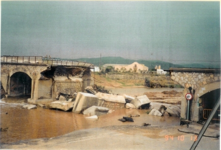 Ajuntament de Cubelles. Ràdio Cubelles recorda els 20 anys de la caiguda del pont de la carretera