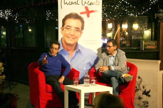 Eix. Ricard Vicente i Pau Pérez de Acha, moderador de lacte