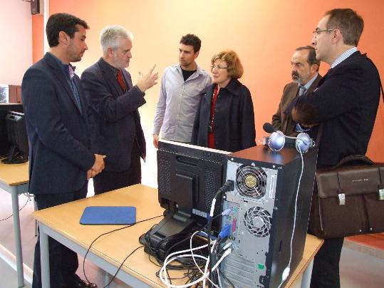 Ajuntament del Vendrell. S'inaugura el Centre de formació d'adults del Vendrell
