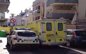 Un ferit crític i quatre de greus en caure per un balcó a Sitges