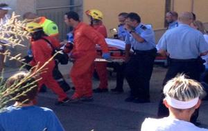 Un ferit crític i quatre de greus en caure per un balcó a Sitges